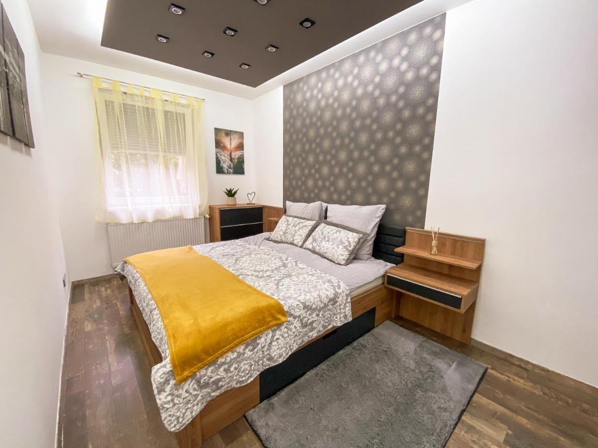 Slate Wood Apartament